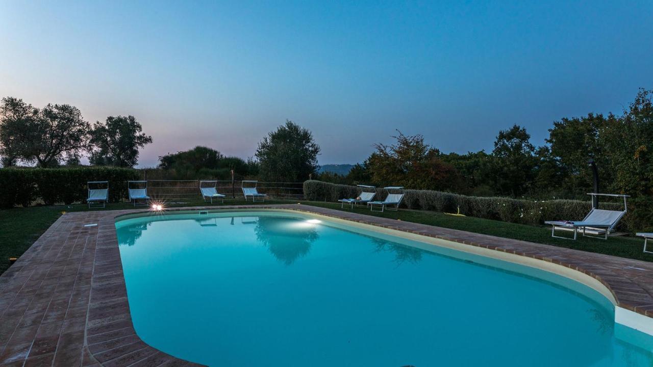 Podere Di Salci 10, Emma Villas Читта-делла-Пьеве Экстерьер фото